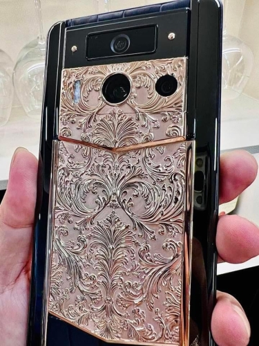 METAVERTU 2 Generation Custom Golden Carved Floral Decoration with Alligator Black